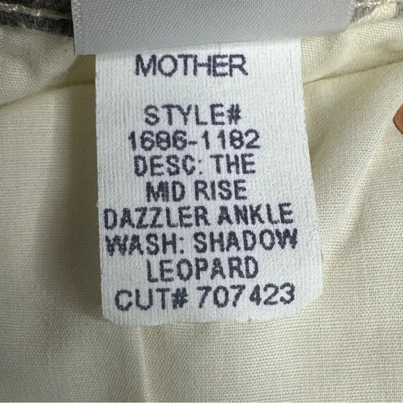 MOTHER The Dazzler Printed Skinny Jeans in Shadow Leopard. Sz: 26 - Picture 11 of 12